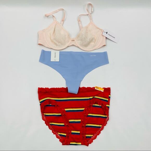 Calvin Klein Pink Lace Bra with Light Blue Thong - Picture 1 of 12
